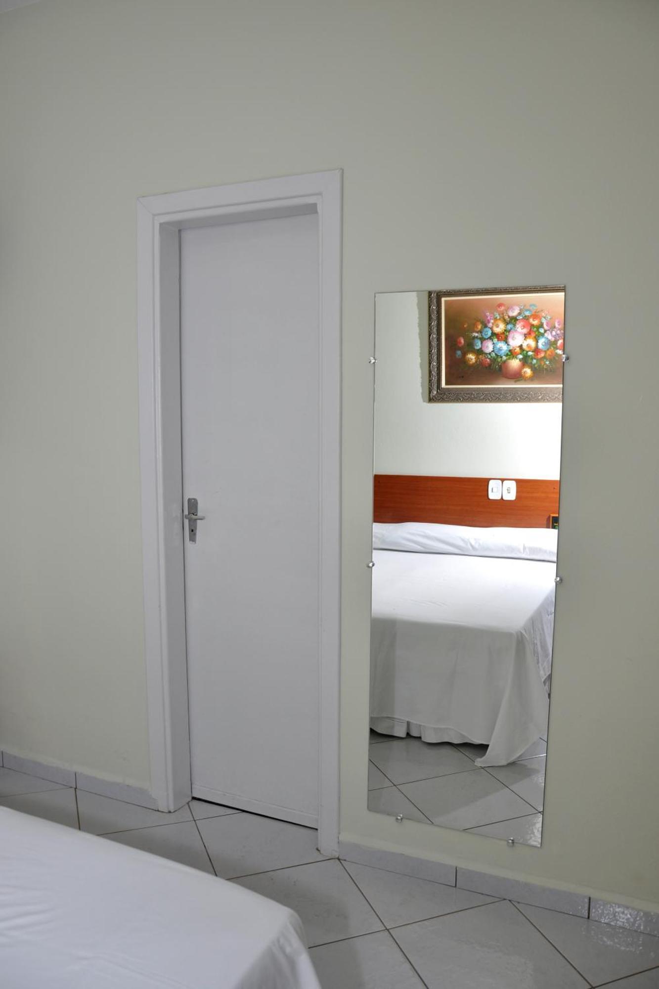 Hotel Carolina Plaza Uberaba Eksteriør bilde