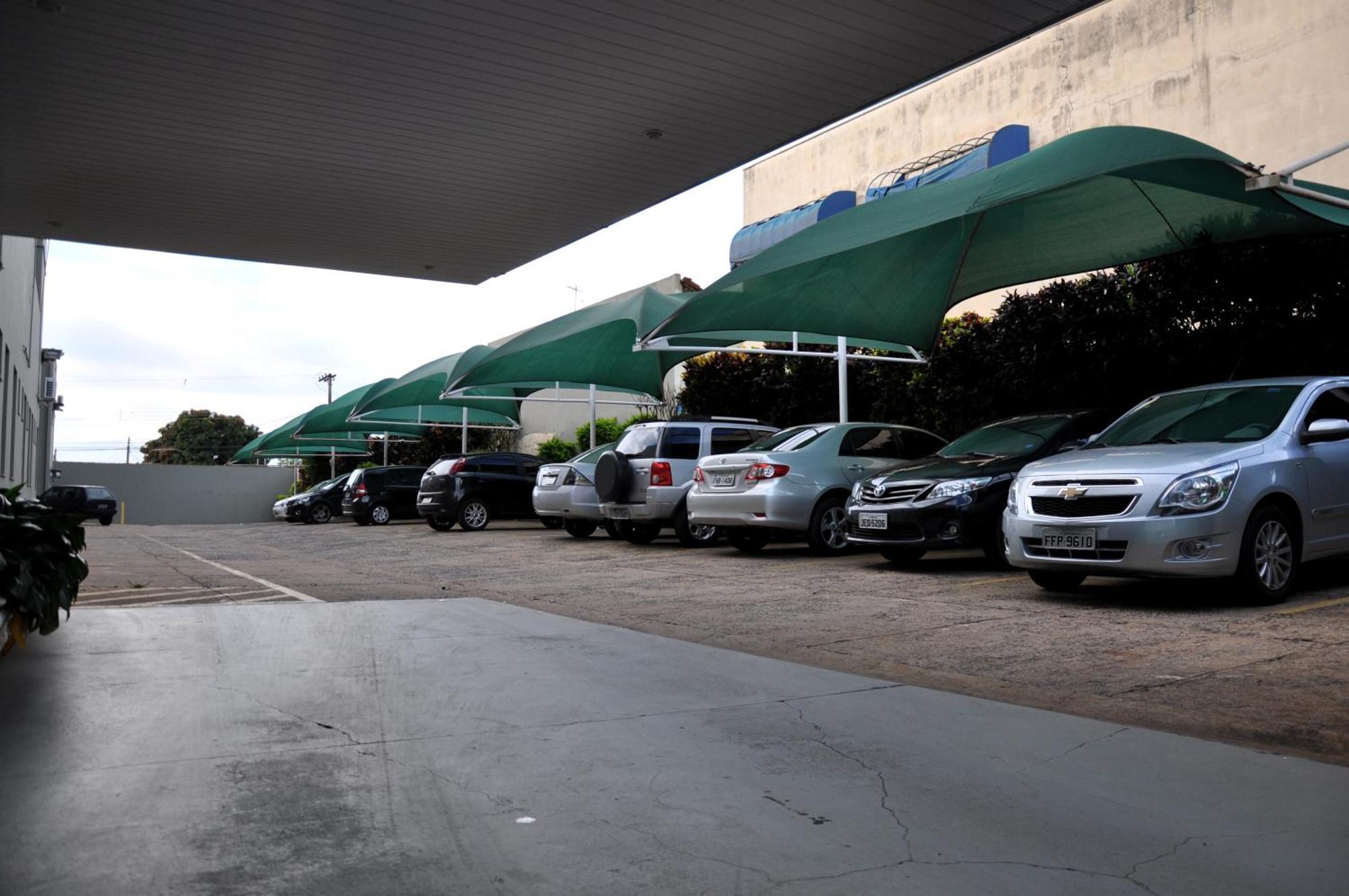 Hotel Carolina Plaza Uberaba Eksteriør bilde