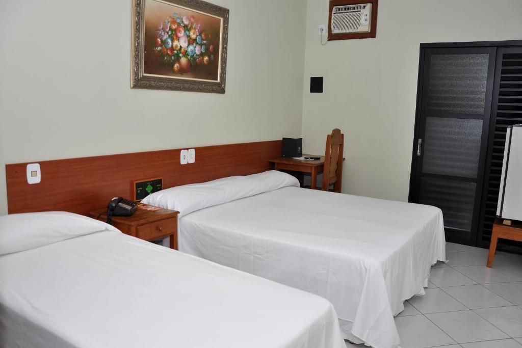 Hotel Carolina Plaza Uberaba Rom bilde
